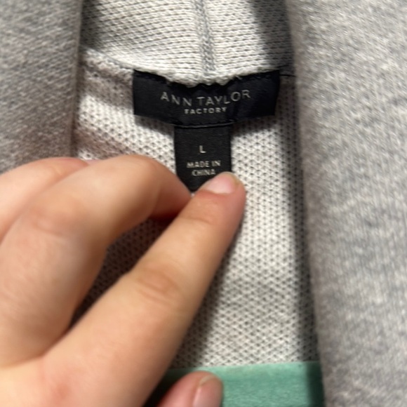 Anne Taylor large Gray Open-Front Cardigan Sweater with Long Sleeves - Picture 3 of 13